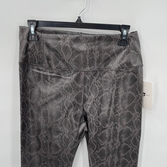 7 for all Mankind NWT High Waist Snakeskin Leggings // M - Picture 3 of 10